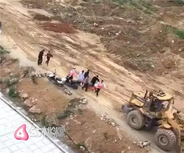 大化新闻最新跳桥事故报道