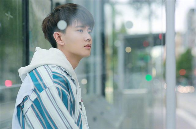 任嘉伦景甜最新动态曝光,视频消息一览无余