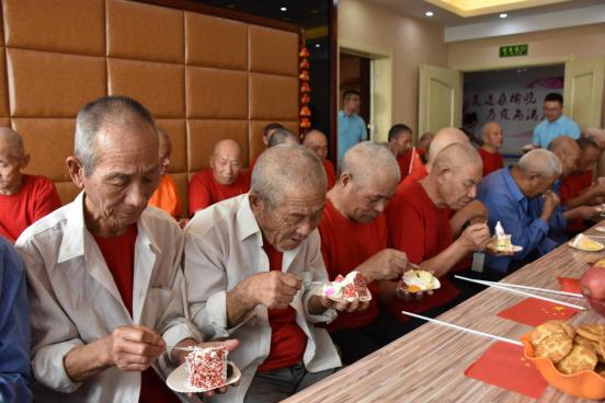 惠泽社群~澳门,瞬时解答解释落实_至尊版72.502