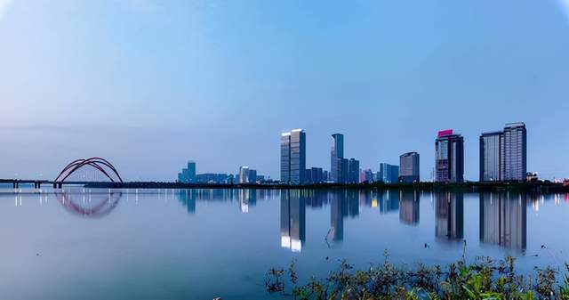 南昌经济实力最新动态,排名更新揭晓