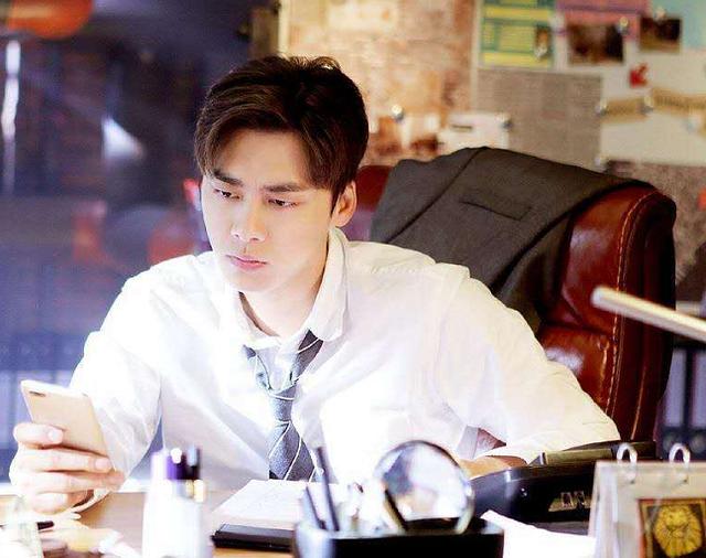 李易峰最新恋情曝光,2018恋情进展揭秘