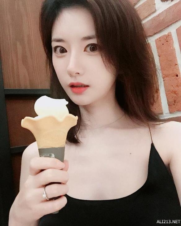 韩国女主播钟淑最新动态曝光