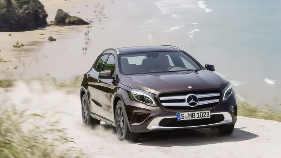 奔驰最新款车型揭秘,全新车型介绍及特点概述