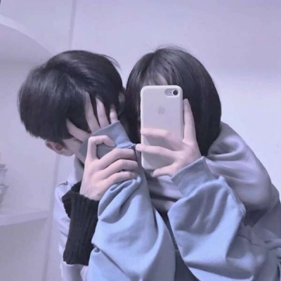 最新情侣拥抱头像图片,温馨相拥的瞬间