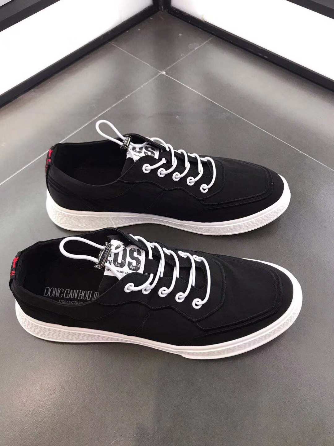 动感后街男鞋新款,与自然美景的浪漫邂逅