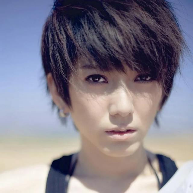 李斯丹妮最新消息,李斯丹妮最新消息,星途璀璨,影响深远