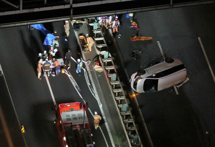 2024香港内部正版大全_京沪高速车祸最新消息,统计数据详解说明_定义版1.43.374