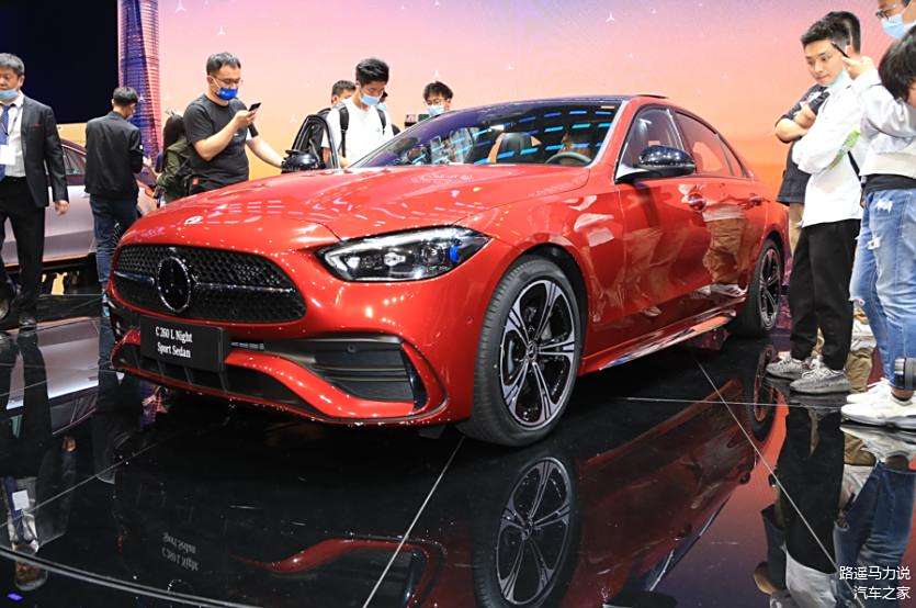 奔驰c级换代最新消息,奔驰C级换代最新消息,引领时代潮流,重塑豪华轿车新标杆