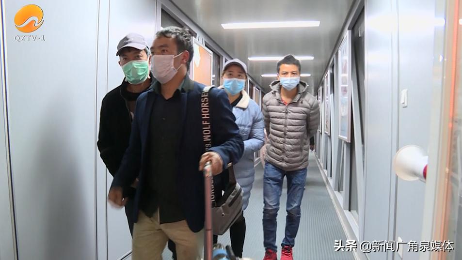 最新航班行情及其影响,多方观点分析