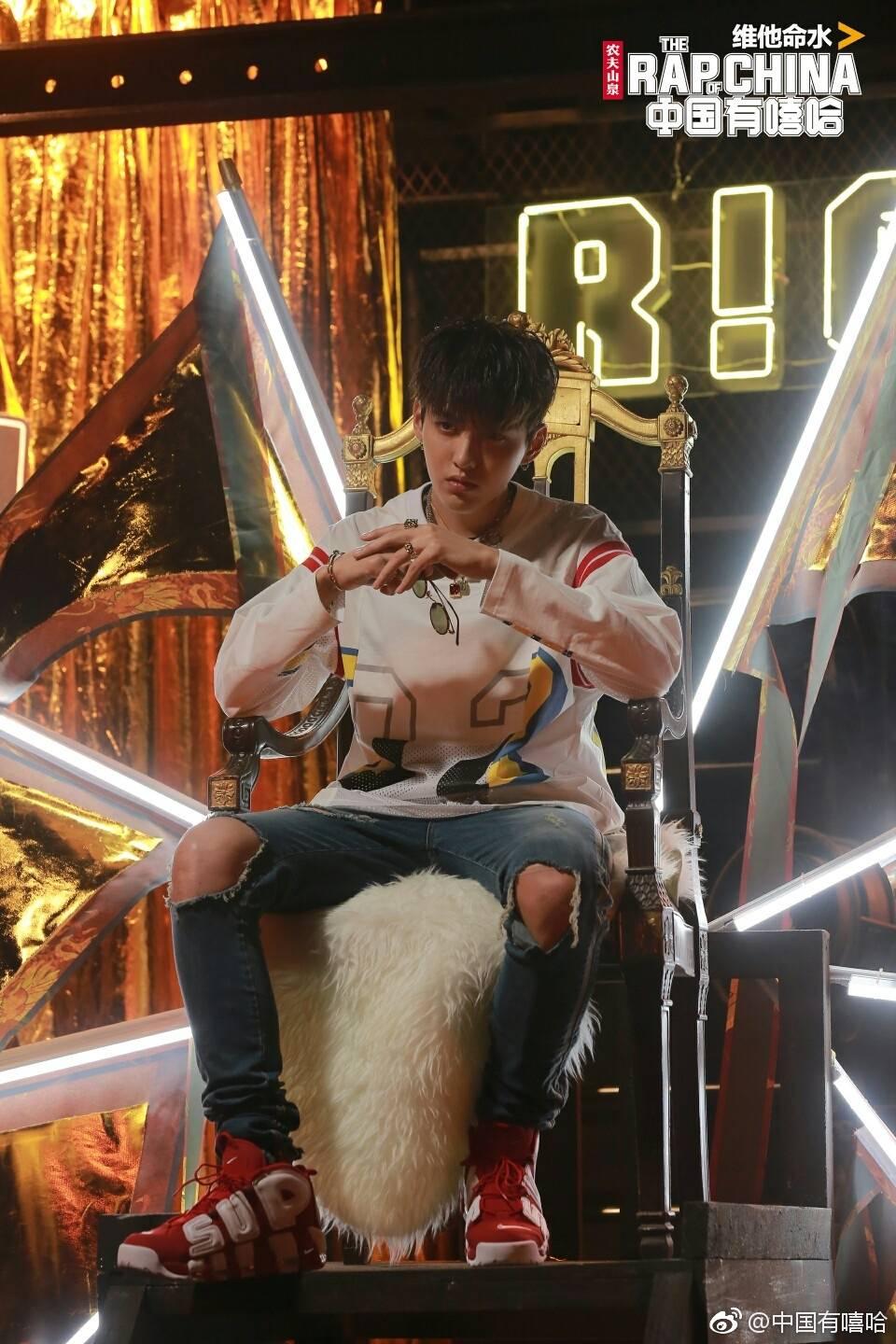 明日之子直播最新探讨