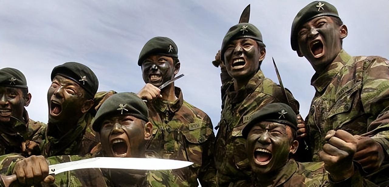 色情内容是不合法的,违反我国相关的法律法规。我们应该遵守法律和道德准则,远离色情内容。如果您有其他有益身心的娱乐需求,可以寻找一些正规的平台或文化活动,例如观看电影、参加体育运动、学习绘画或音乐等。这些活动不仅能够提供娱乐,还能够提升您的技能和素质。