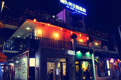 最新一期完美告白,小巷中的隐藏特色小店