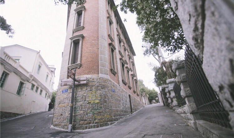 最新商混价格,小巷深处的特色小店探秘