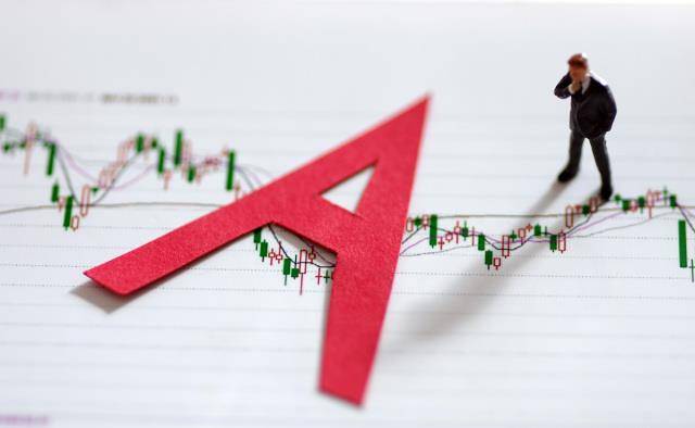 龙江最新楼盘,市场热度与个人观点