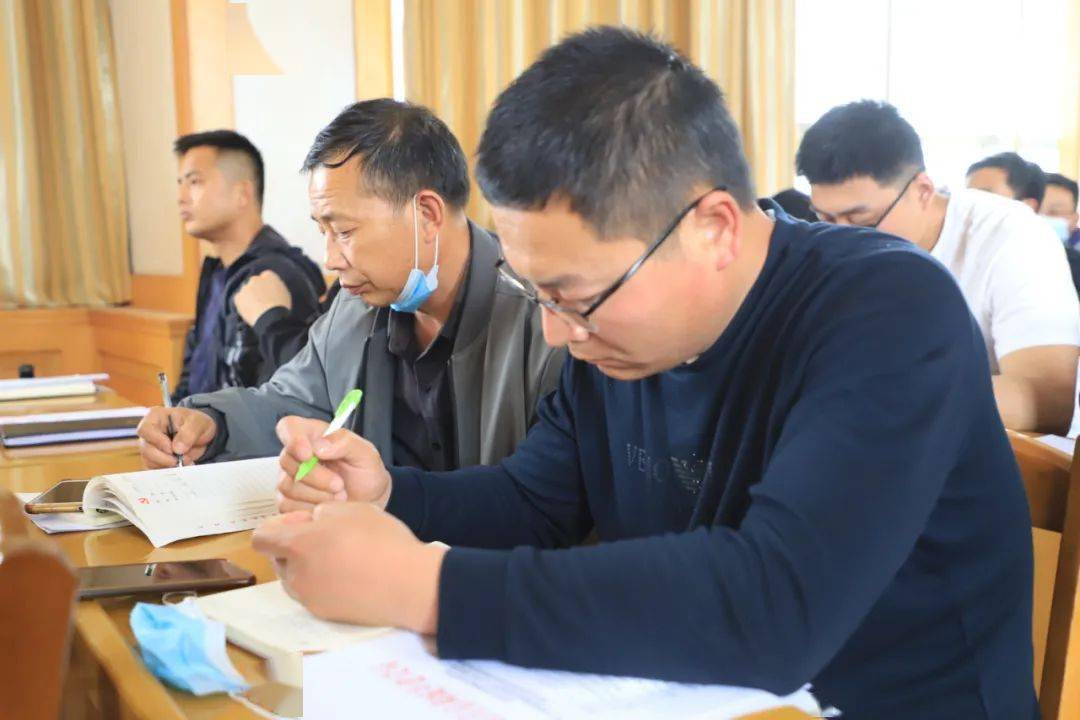 7777788888澳门王中王2024年,安全文明施工组织设计方案_80.62.65小鹏汽车