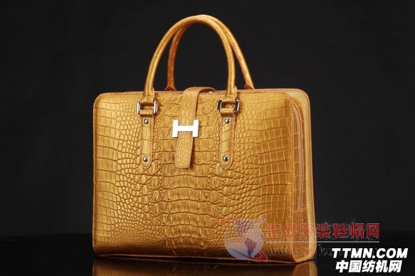 MK包最新款,科技与生活完美融合的前沿时尚之选