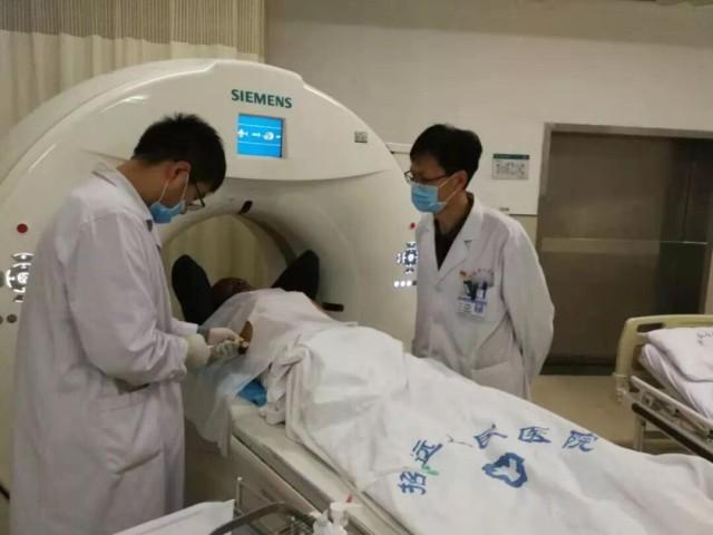 课程直播穿刺,探索医疗技术的透明之窗