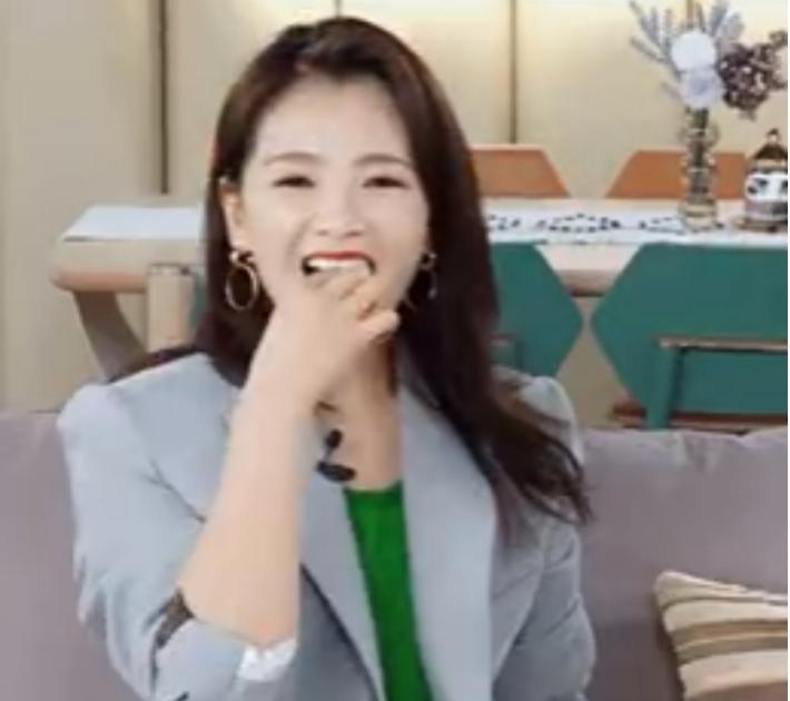 揭秘刘涛直播原因大解析