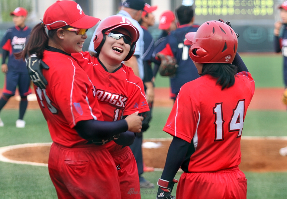 香港正版特马资料精准解析,动态素材方案详解_MHK427.93桌面版