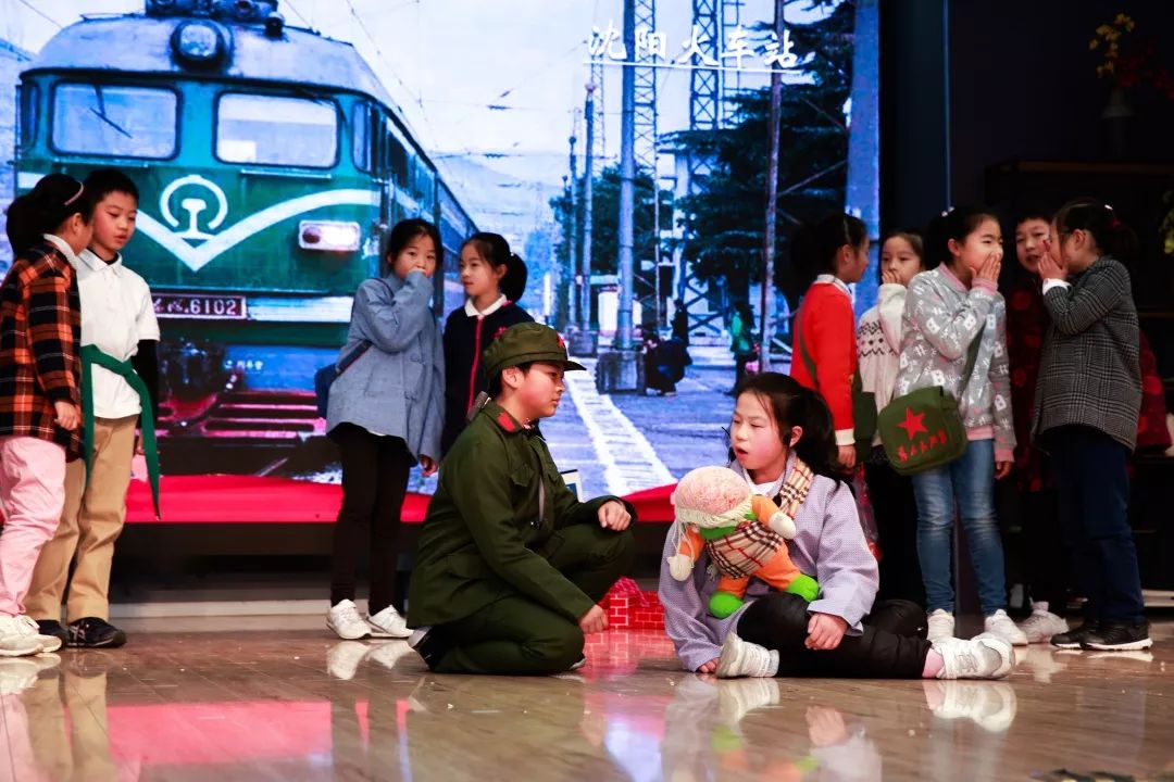 阮冰的最新动态,学习变革的鼓舞与自信展现