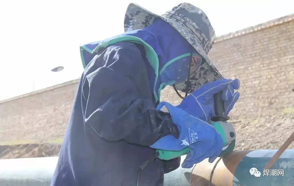 上海焊工招聘最新动态,焊花绽放的职场温情故事