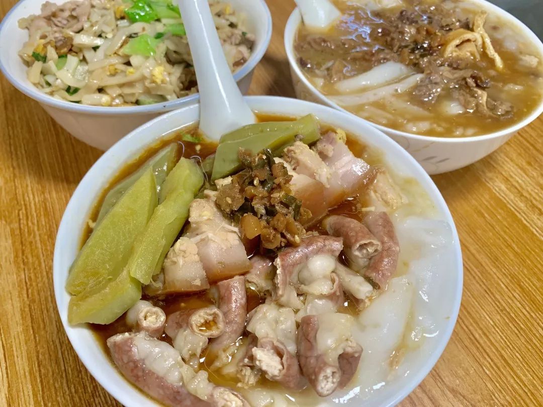 今年涨工资最新动态与小巷深处的特色小店探秘