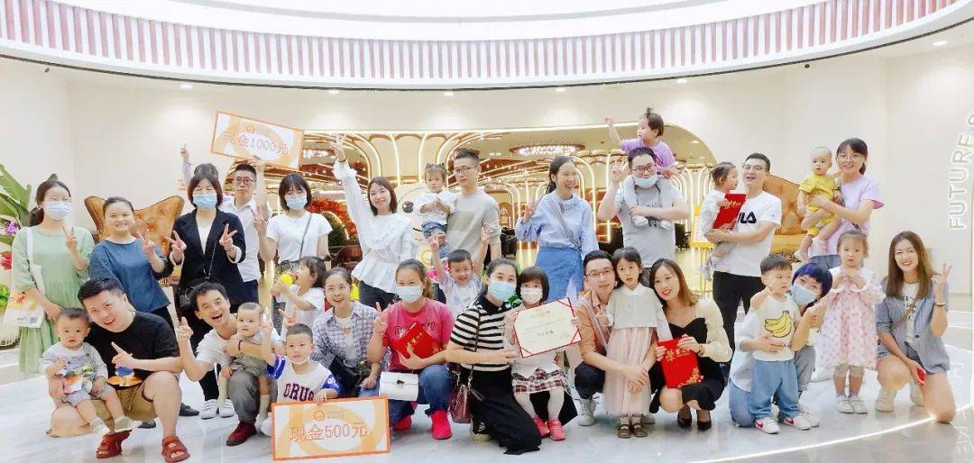 彭妈妈最新着装图片——科技与生活完美融合的前沿体验