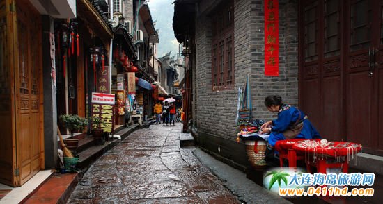 凤元糖果最新小说,小巷中的神秘糖果乐园