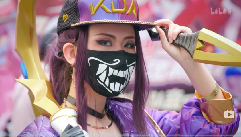 何炅图片最新图片,自信与成就感的源泉,正能量与幽默的力量