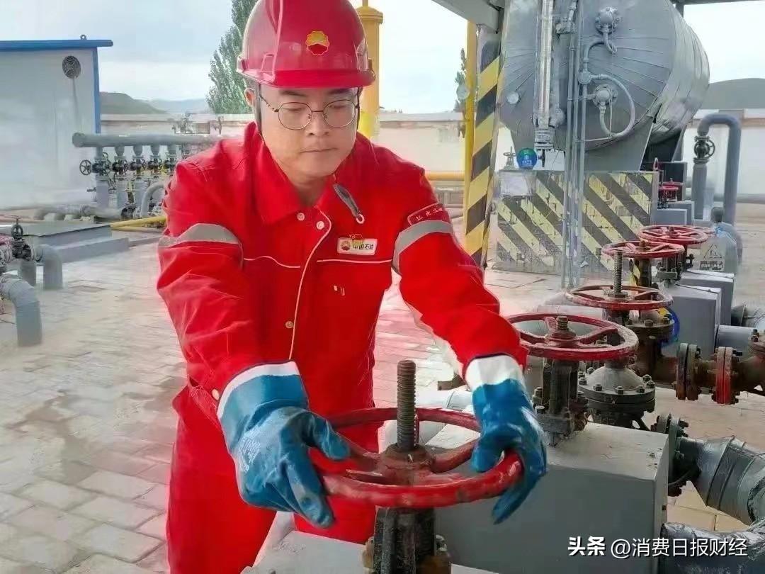 长庆油田的新风,领导层的温馨变迁