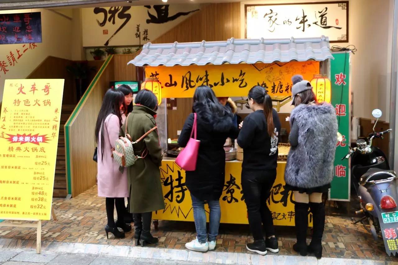 最新免费上传视频在线,小巷深处的特色小店探秘