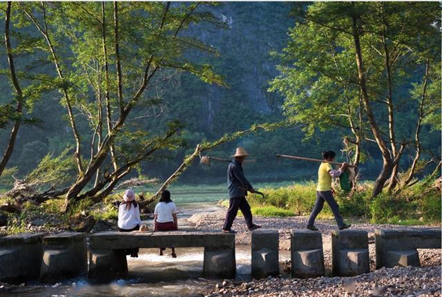 牟平手工活加工之旅,自然美景下的探索体验