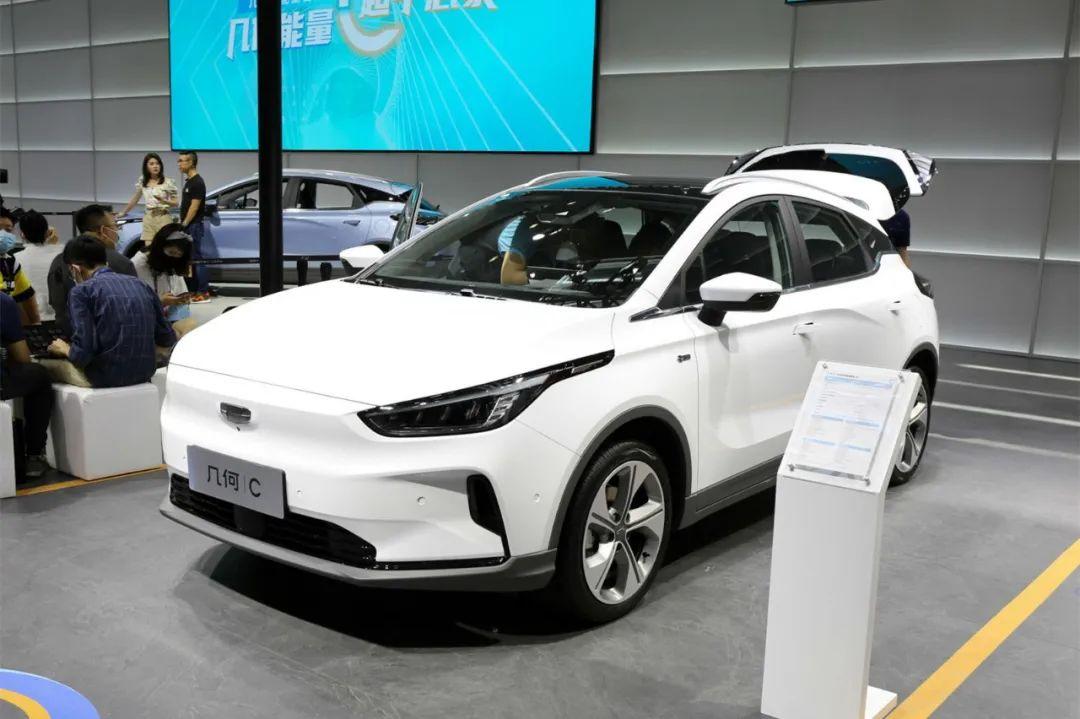 港澳宝典2,机制评估方案_XGJ79.375专业版