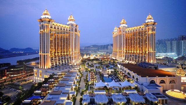 新澳门资料免费精准奥生,全面设计实施_DPG79.472解密版