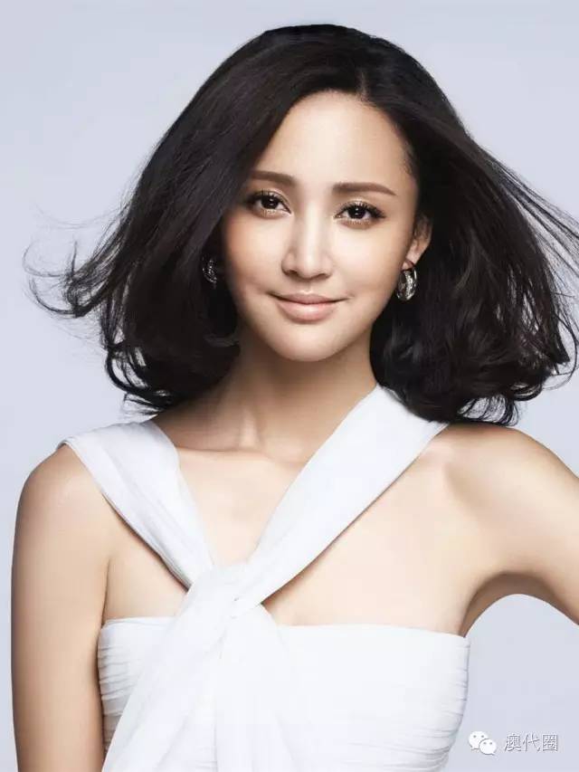 新澳六最准精彩资料,深入研究执行计划_NXL35.705明星版