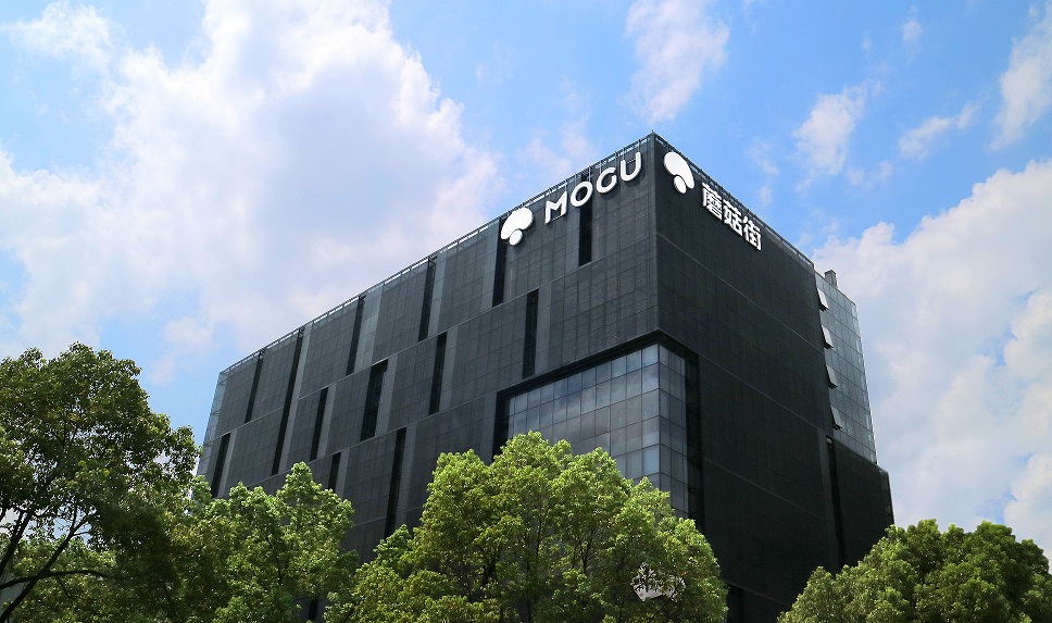 澳门一码一肖一特一中直播,持续设计解析_Deluxe86.195