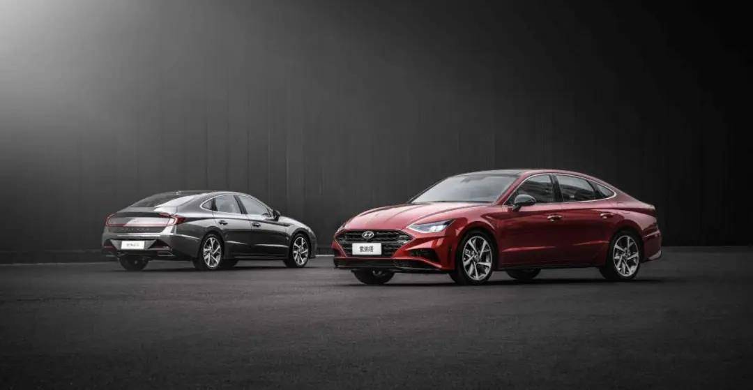 新款索纳塔10最新图片,审美与技术的交融