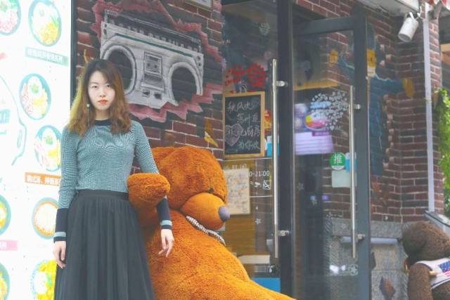 钟小姐最新街拍照,时尚捕捉还是公众关注度的双刃剑?