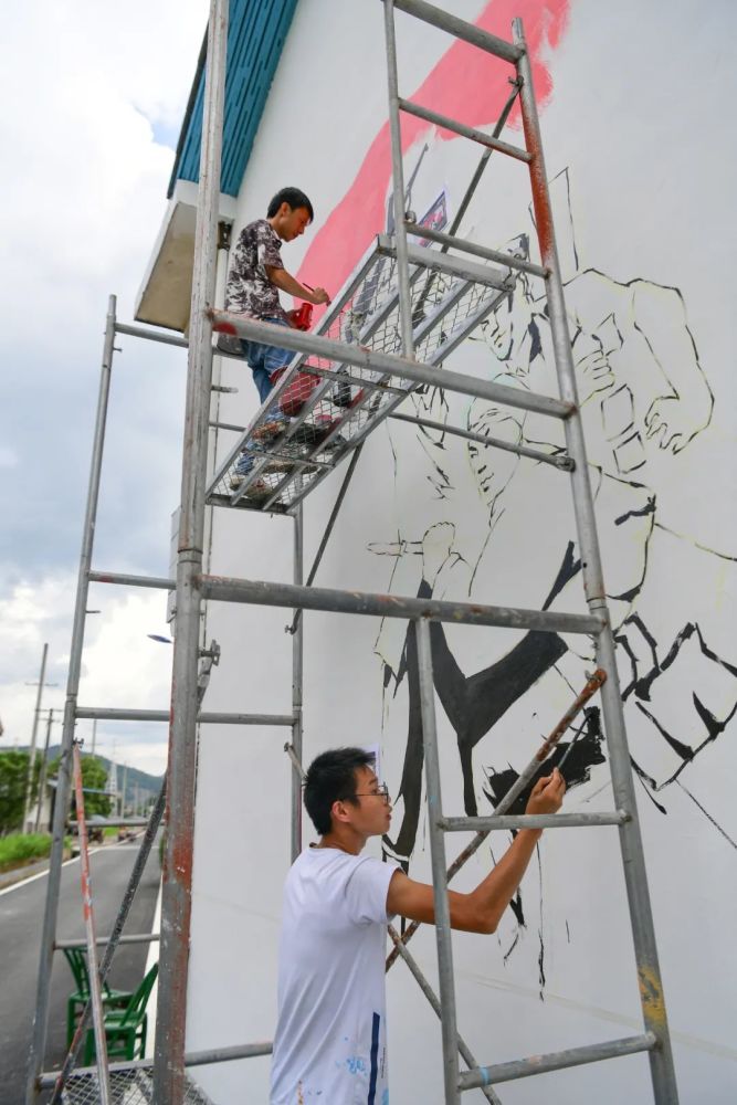 最新塔吊安装拆卸招聘——勇敢追梦,塔吊下的励志故事