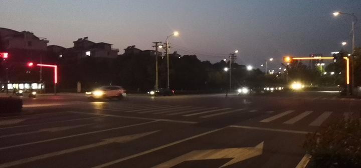 余杭最新红灯在哪里,学习路上的自信与成就感的探寻之旅