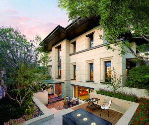 最新款式别墅,家的温馨与友情的绽放