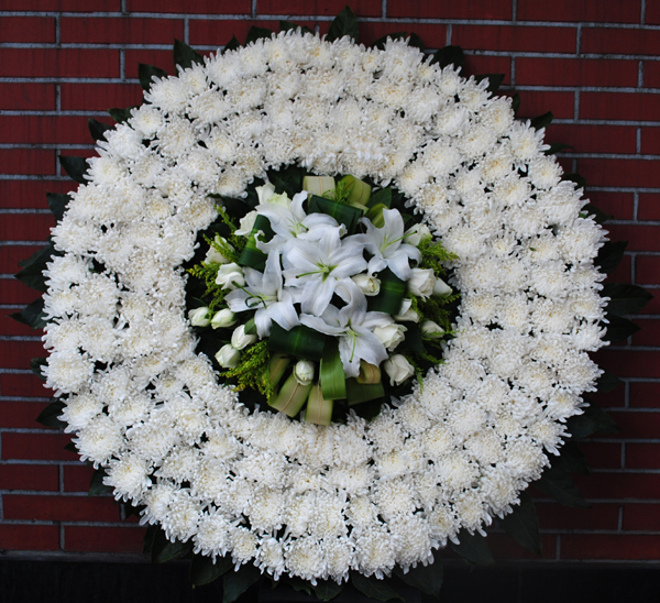 最新花圈图片大全,审美趋势与个人立场的探讨