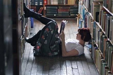 自由行走最新小说出轨,小巷深处的神秘小店