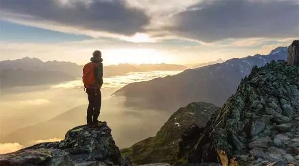 我是被挖出来的最新章节,自然美景之旅,寻找内心的宁静与平和