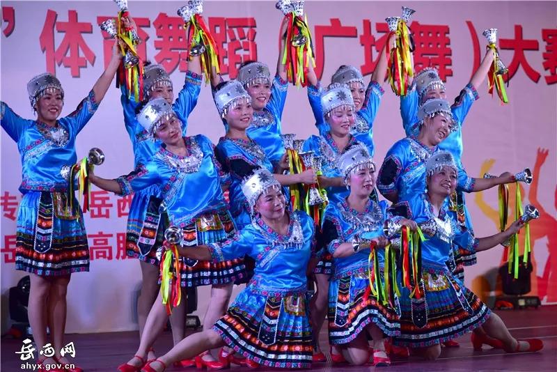 最新广场舞大赛一等奖背后的科技秘密——智能广场舞神器全新上线!