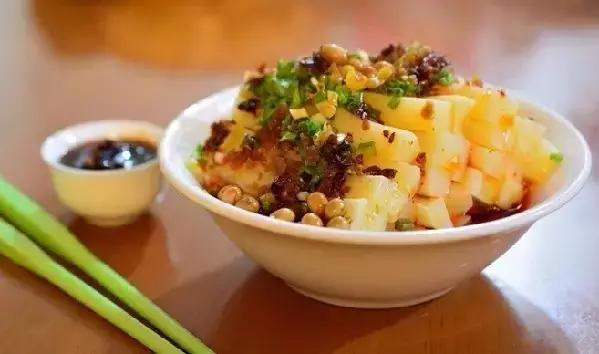 百里瀚与夏冬最新章节,小巷中的隐秘美食天堂