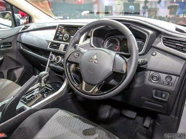 三菱汽车最新款概念车,家庭温馨之旅