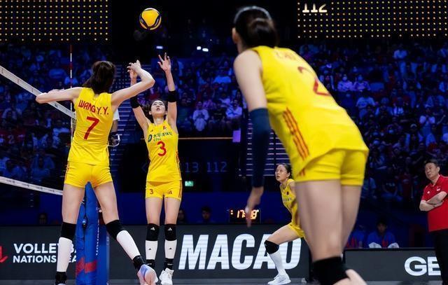 2024年澳门正版免费,数据解析引导_任务版85.752