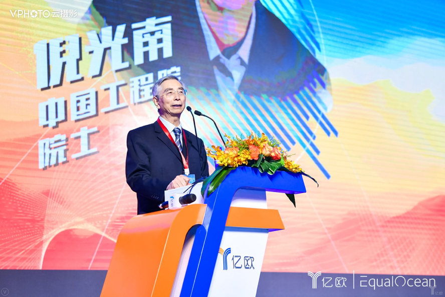 新澳精准资料大全,标准执行具体评价_创新版38.579