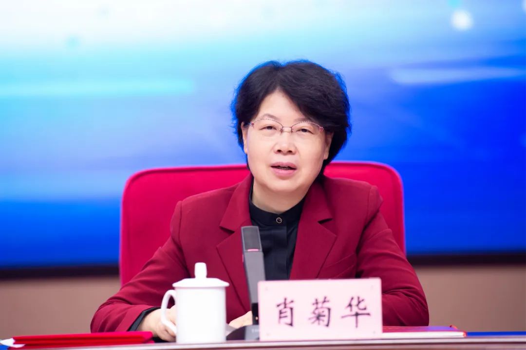 肖菊华调到甘肃原因分析,即时解答解析分析_目击版27.960